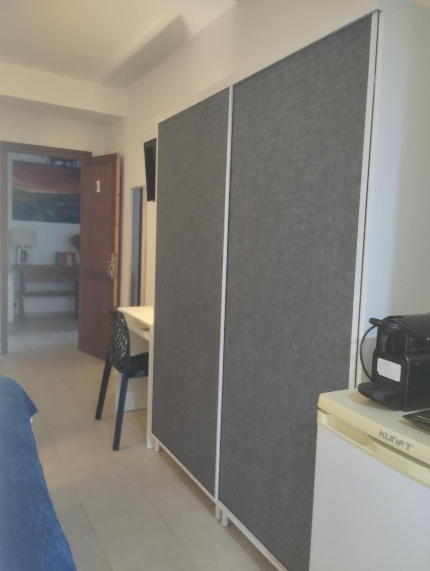Apartamentos Y Habitaciones Kai Marbella (Adults Only) Ruang foto