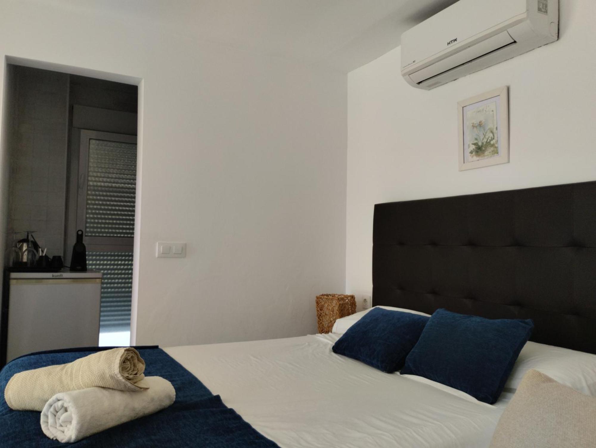 Apartamentos Y Habitaciones Kai Marbella (Adults Only) Ruang foto